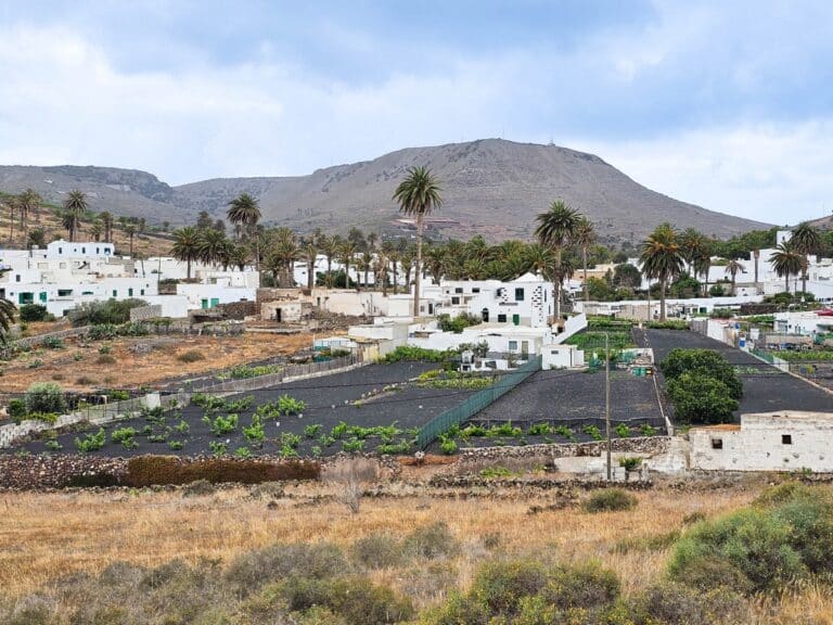 vue d'ensemble sur le village de haria
