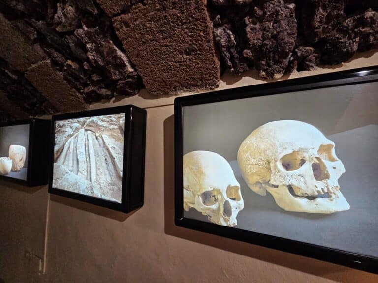 int&eacute;rieur ch&acirc;teau santa barbara teguise